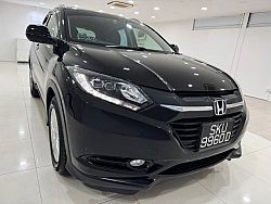 Honda Vezel 1.5S CVT Black Push Start Revcam